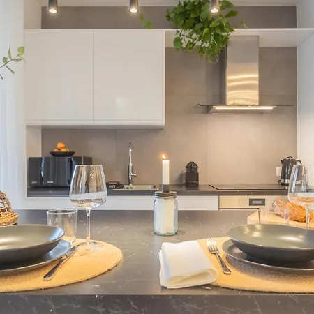We By Rent Apartment *