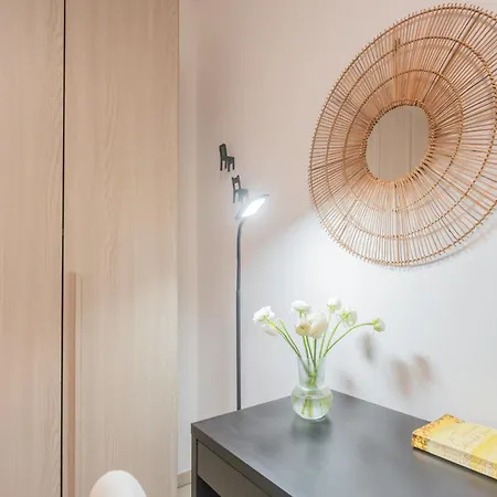 We By Rent アパート